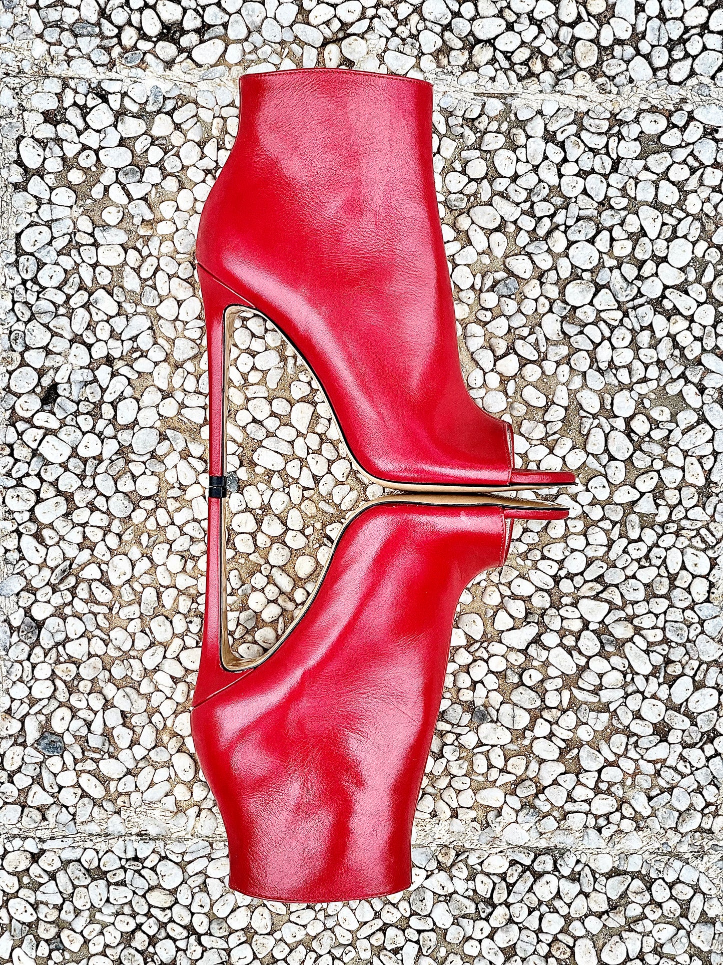 PARIS RED