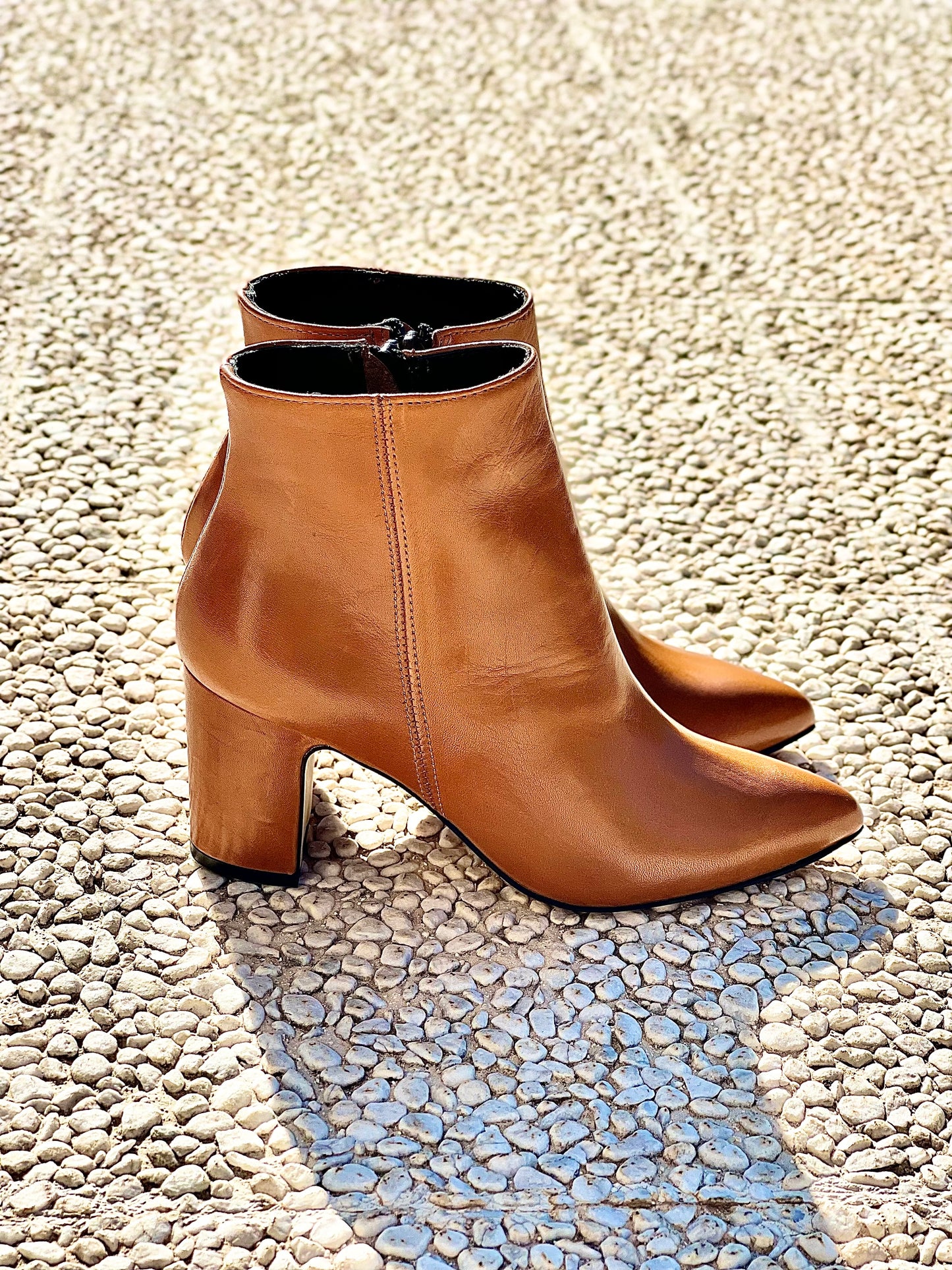 GEMINI LEATHER