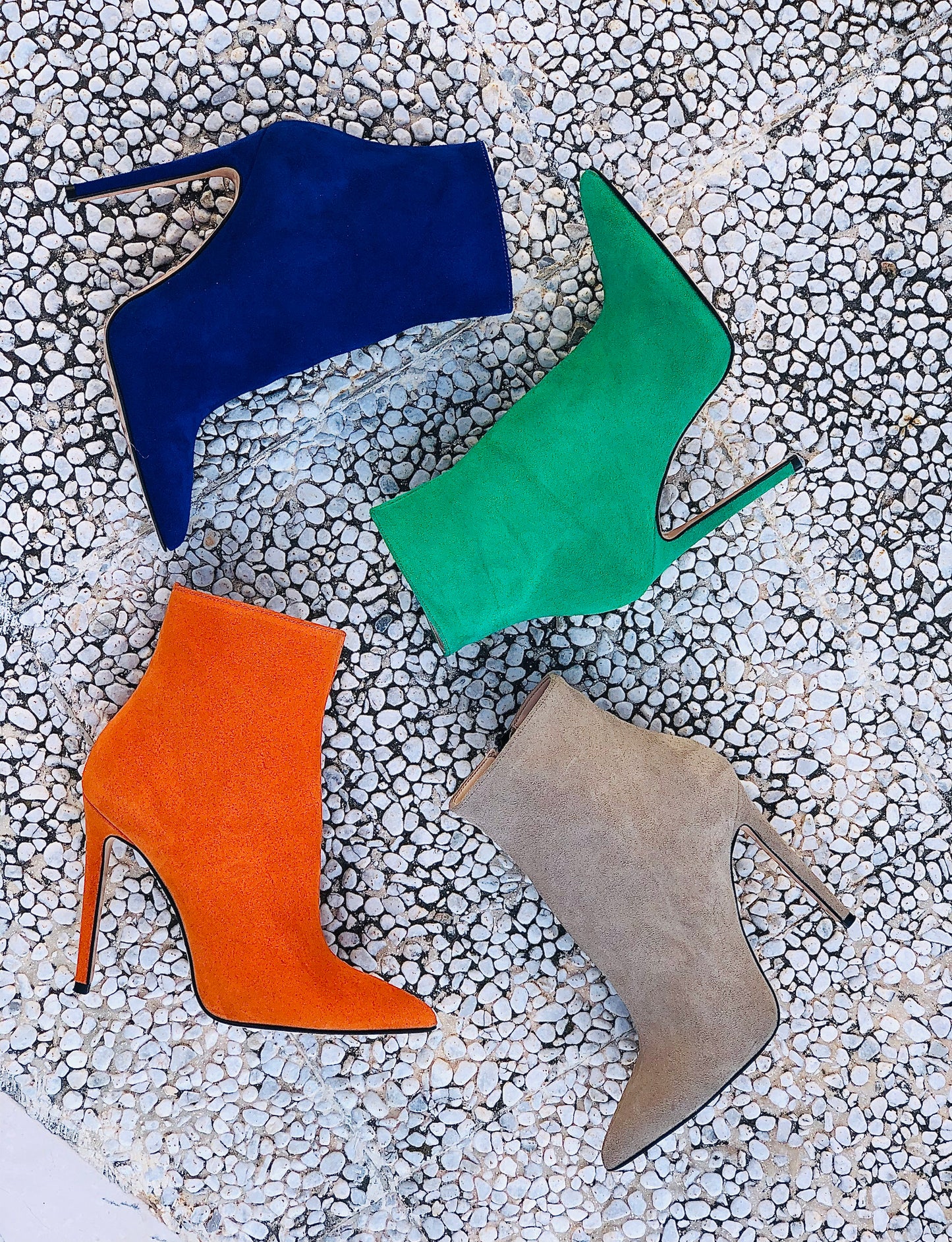 BORN SUEDE