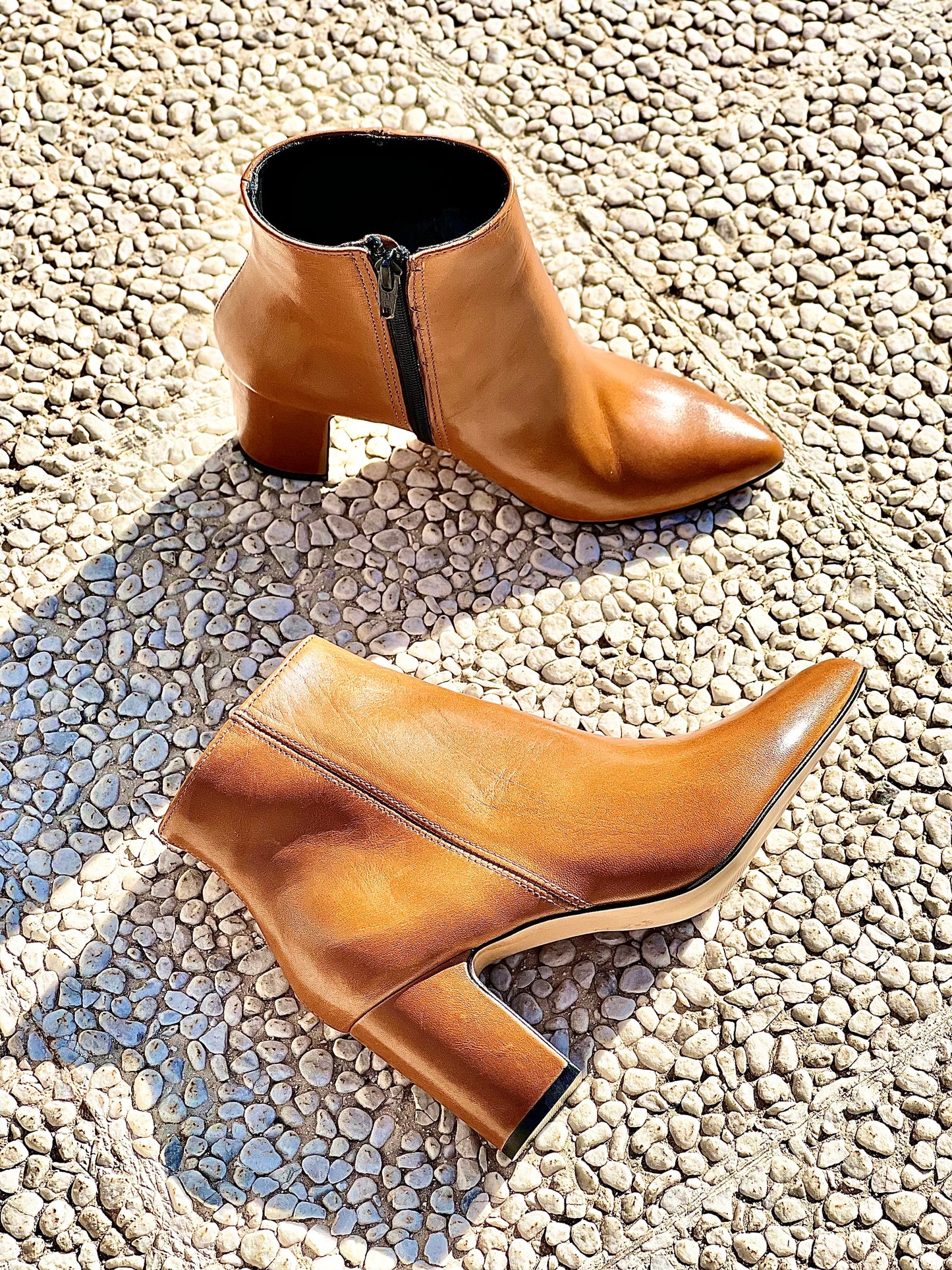 GEMINI LEATHER