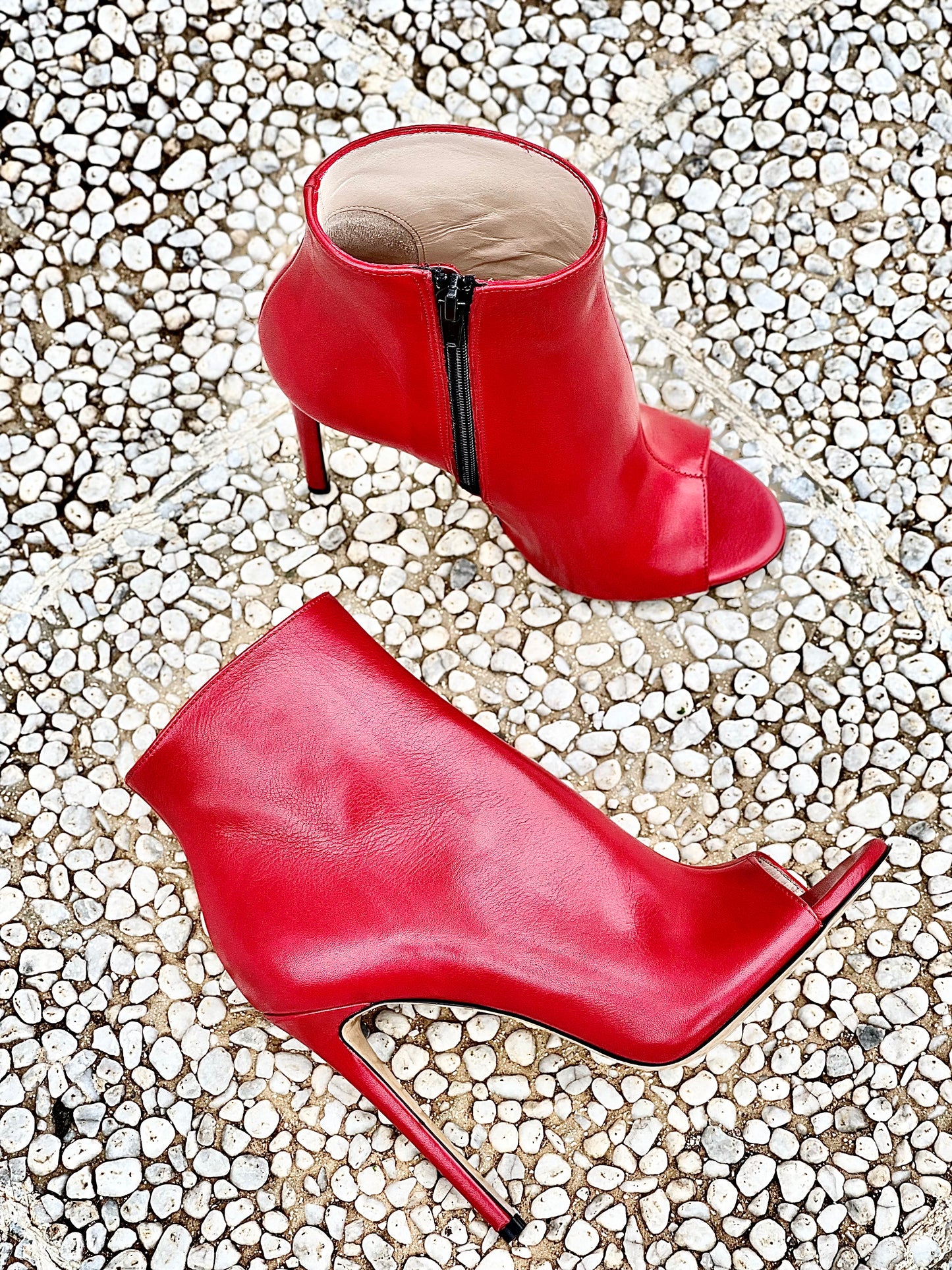 PARIS RED