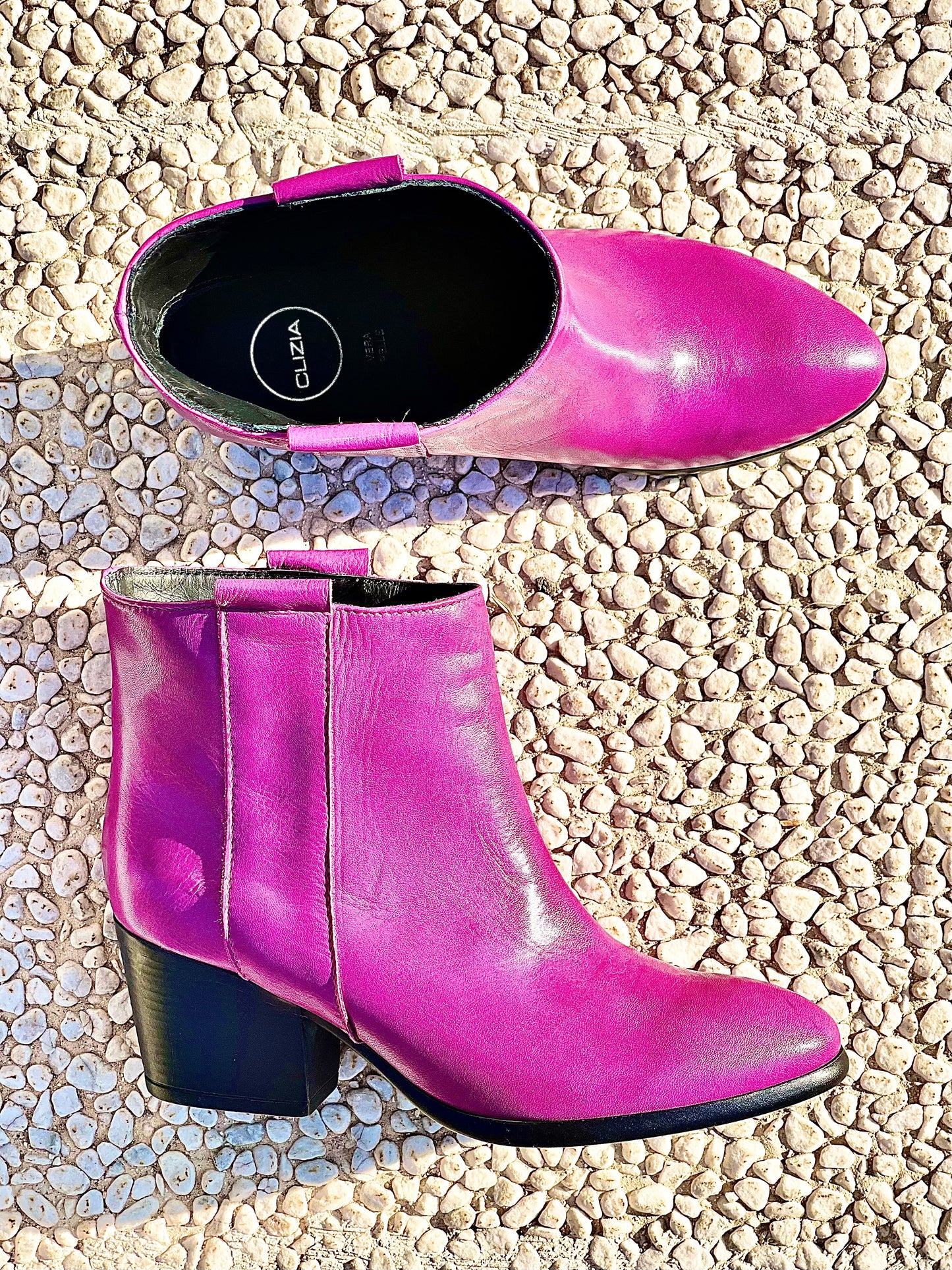 FUXIA TESSA