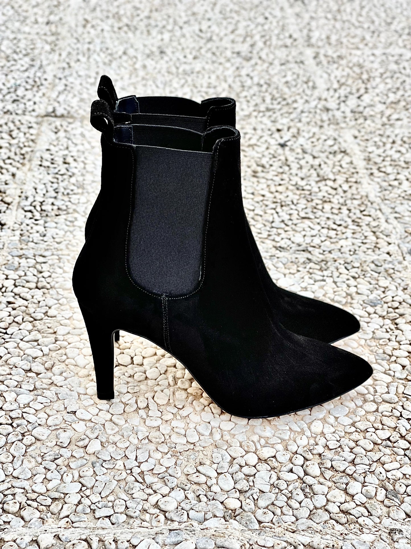 ČIERNA SEMIŠOVÁ LÍŠKA