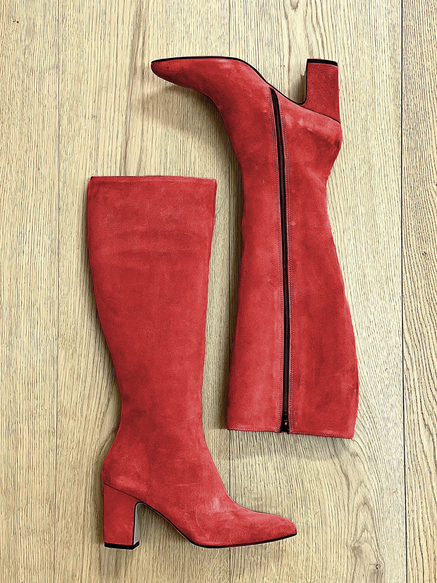 MARK RED SUEDE