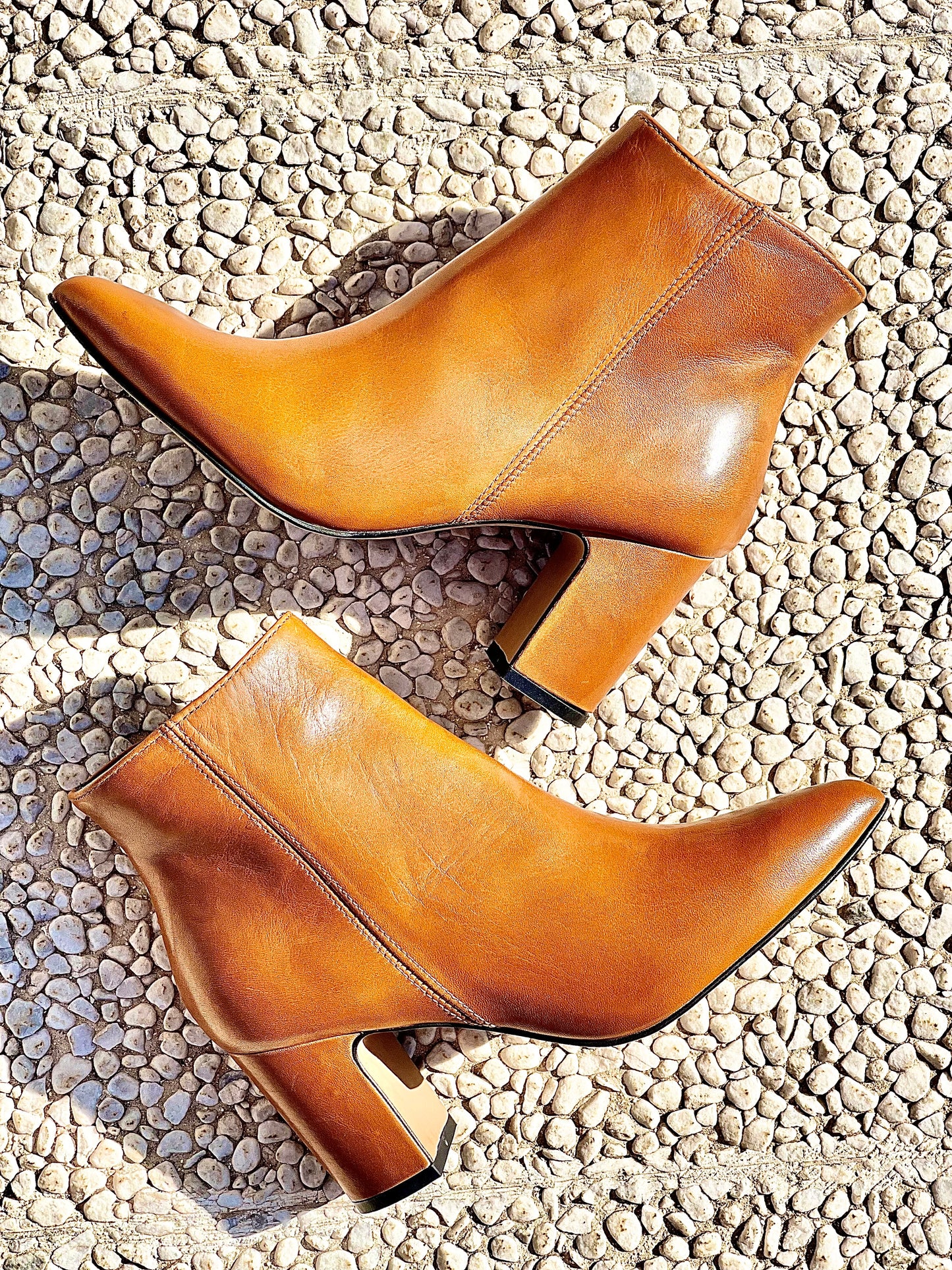 GEMINI LEATHER