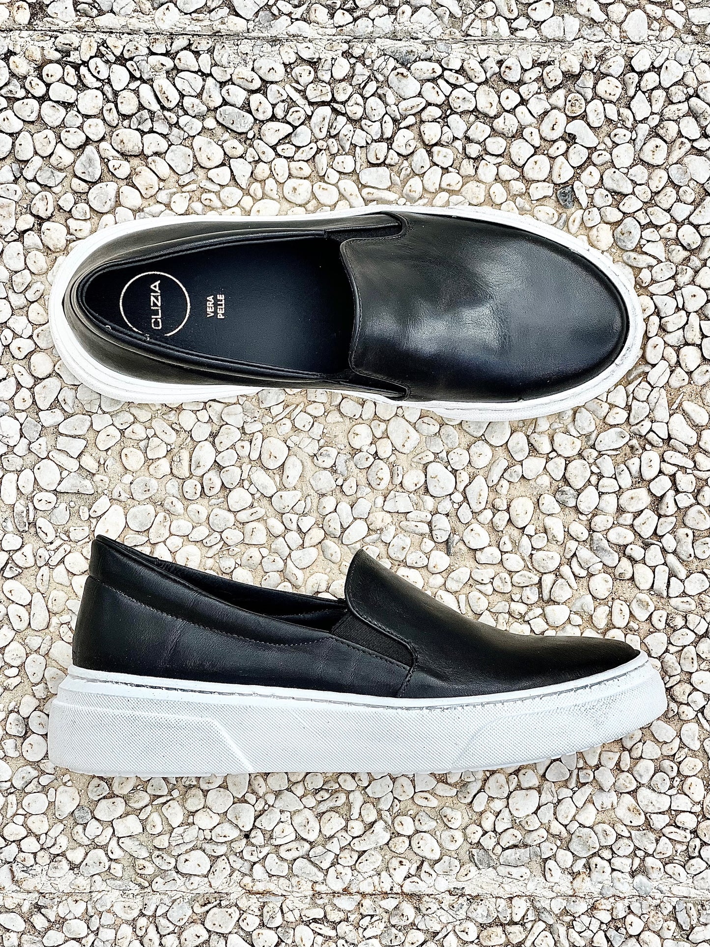 SMART BLACK