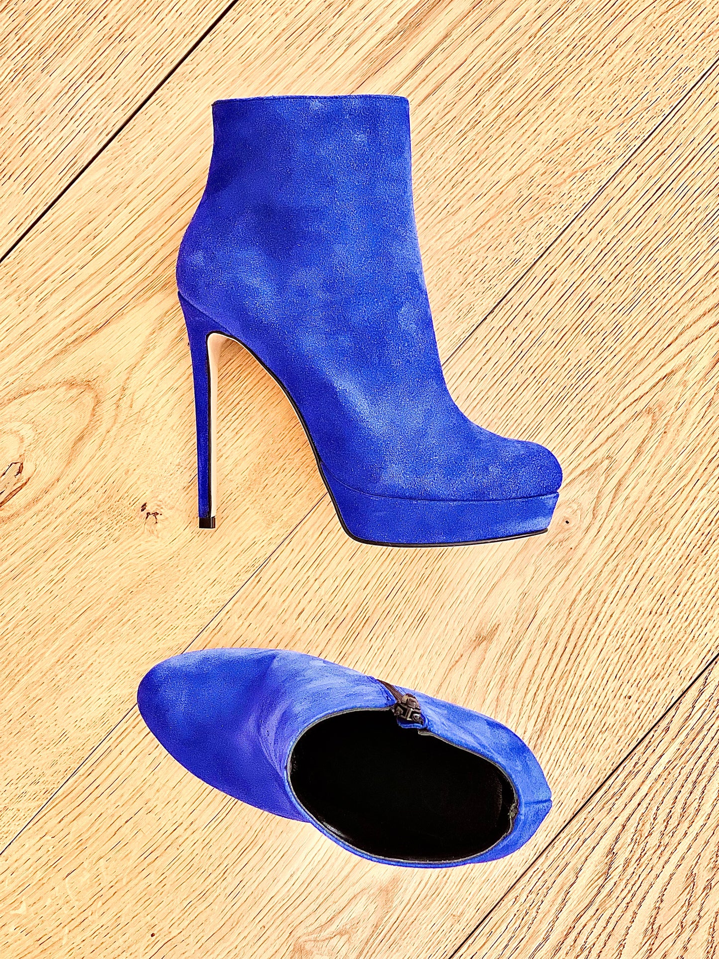 LOREN SUEDE BLUETTE