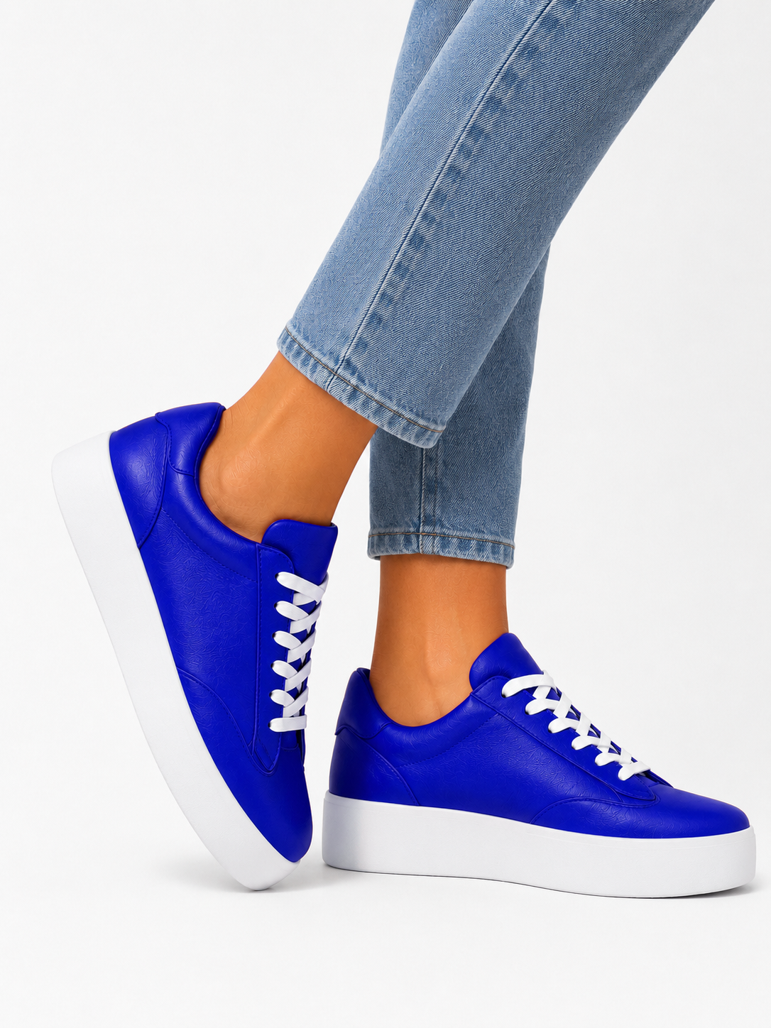 DELTA PELLE BLUETTE