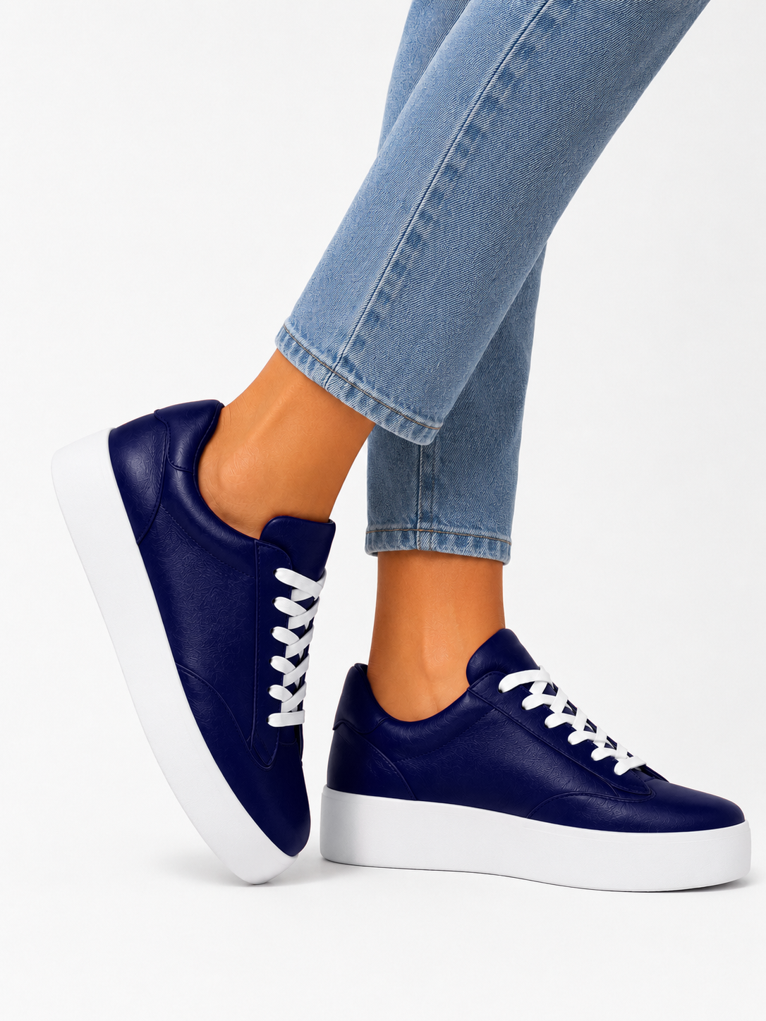 DELTA PELLE BLU