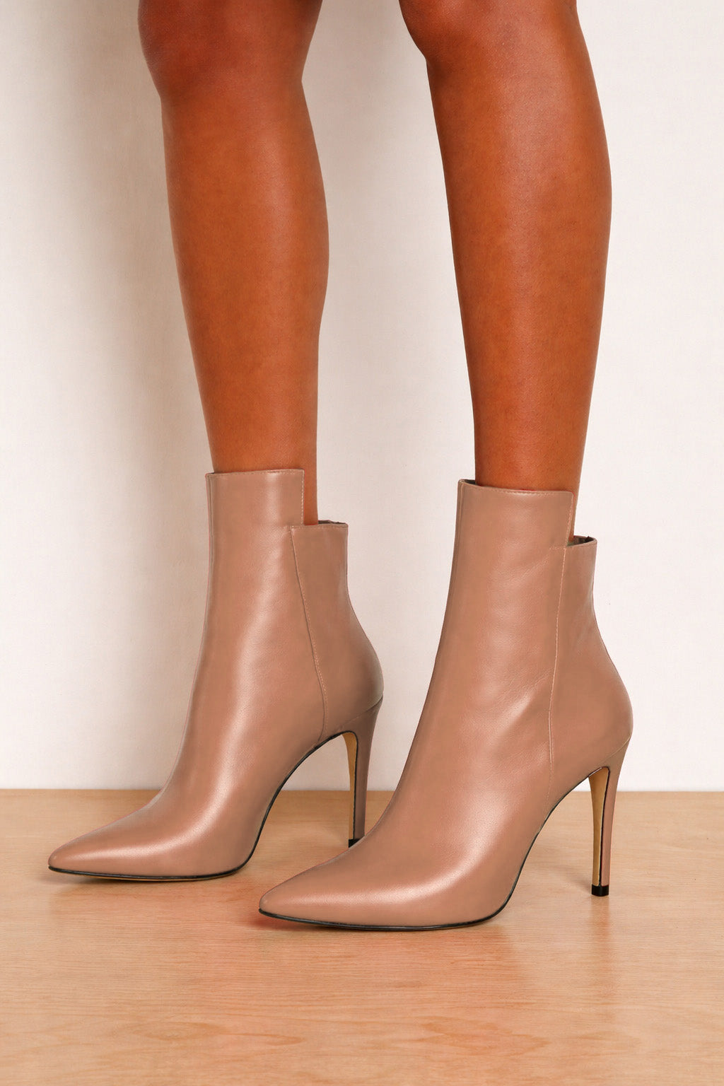 LEVEL PELLE NUDE
