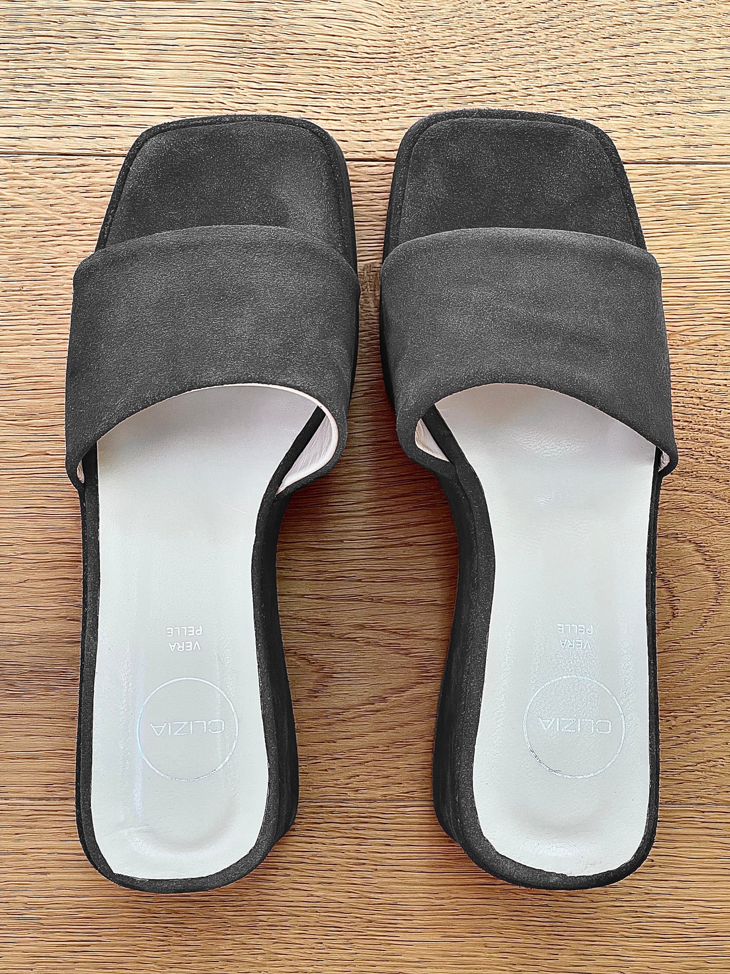 CONNIE CAMOSCIO GRIGIO