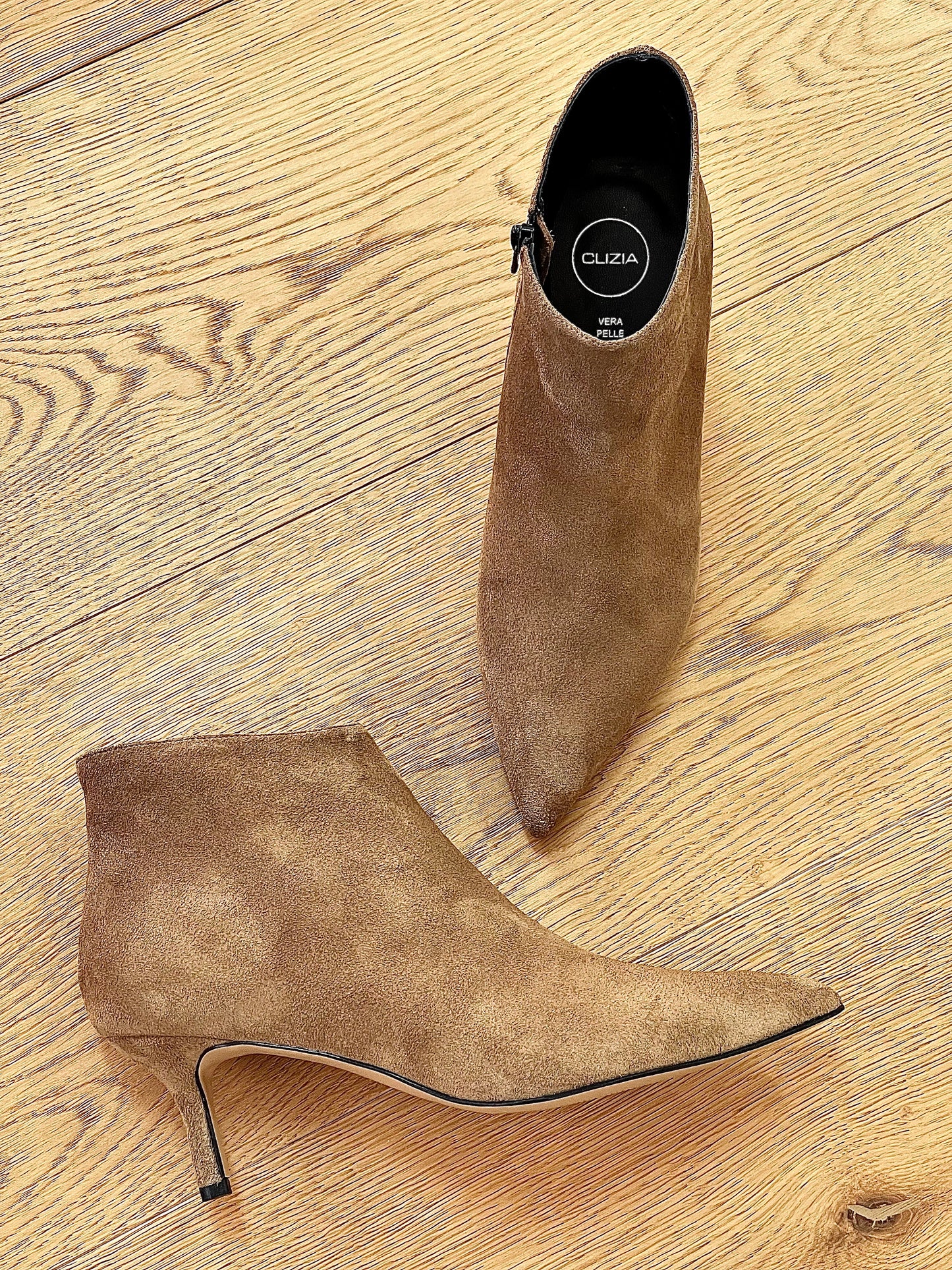 TITTY CAMOSCIO CUOIO