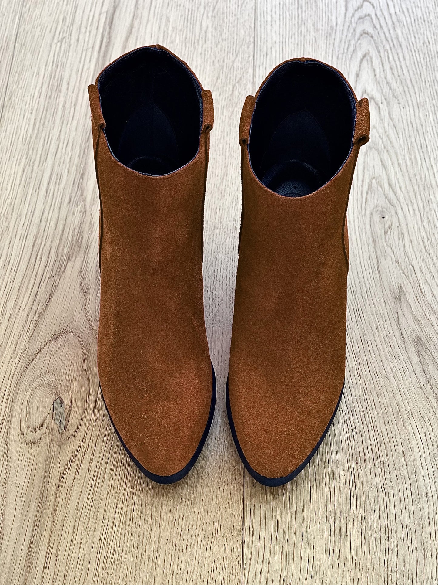 TESSA CAMOSCIO COGNAC