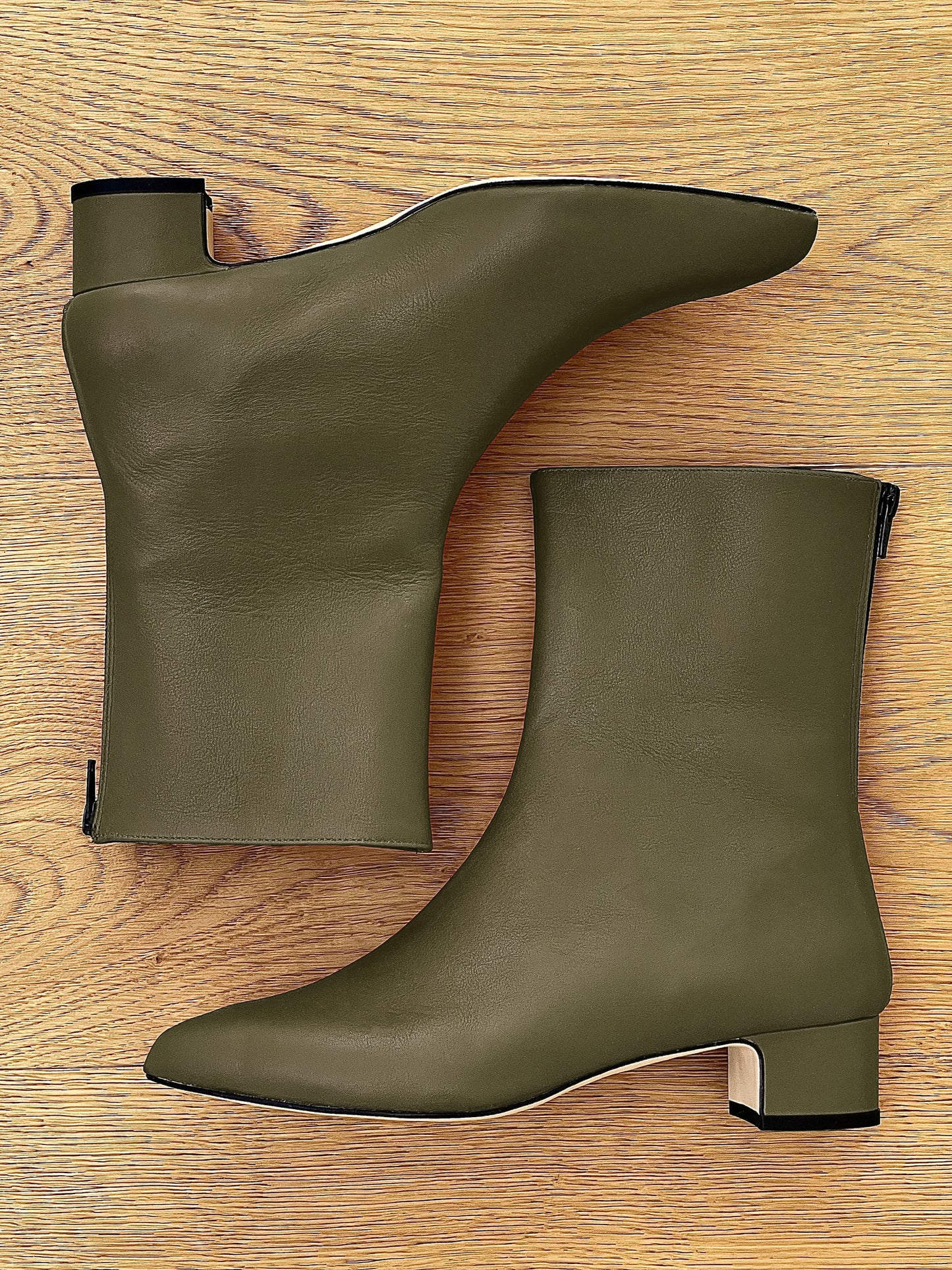PLANET PELLE KAKI