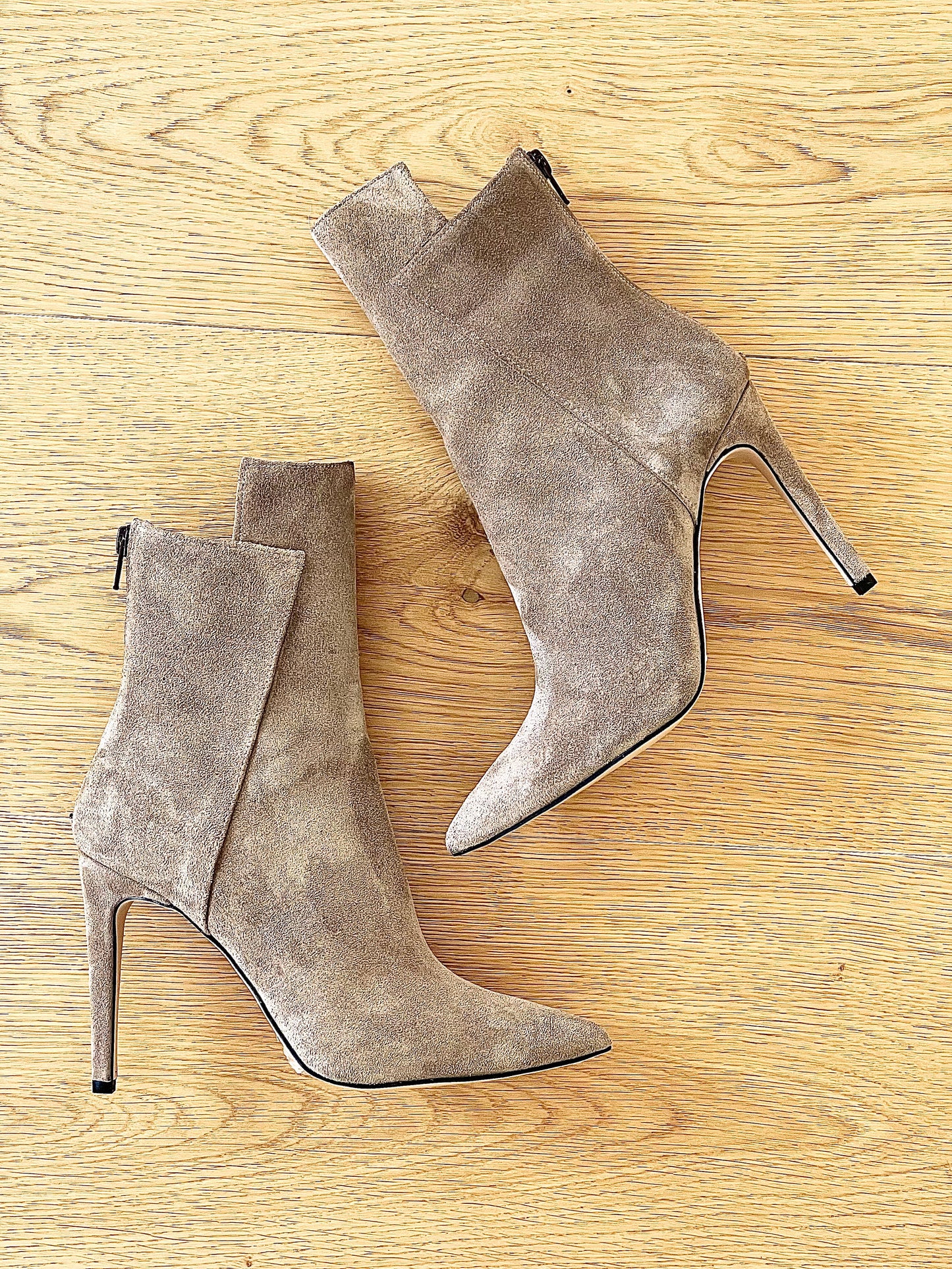 LEVEL CAMOSCIO TAUPE