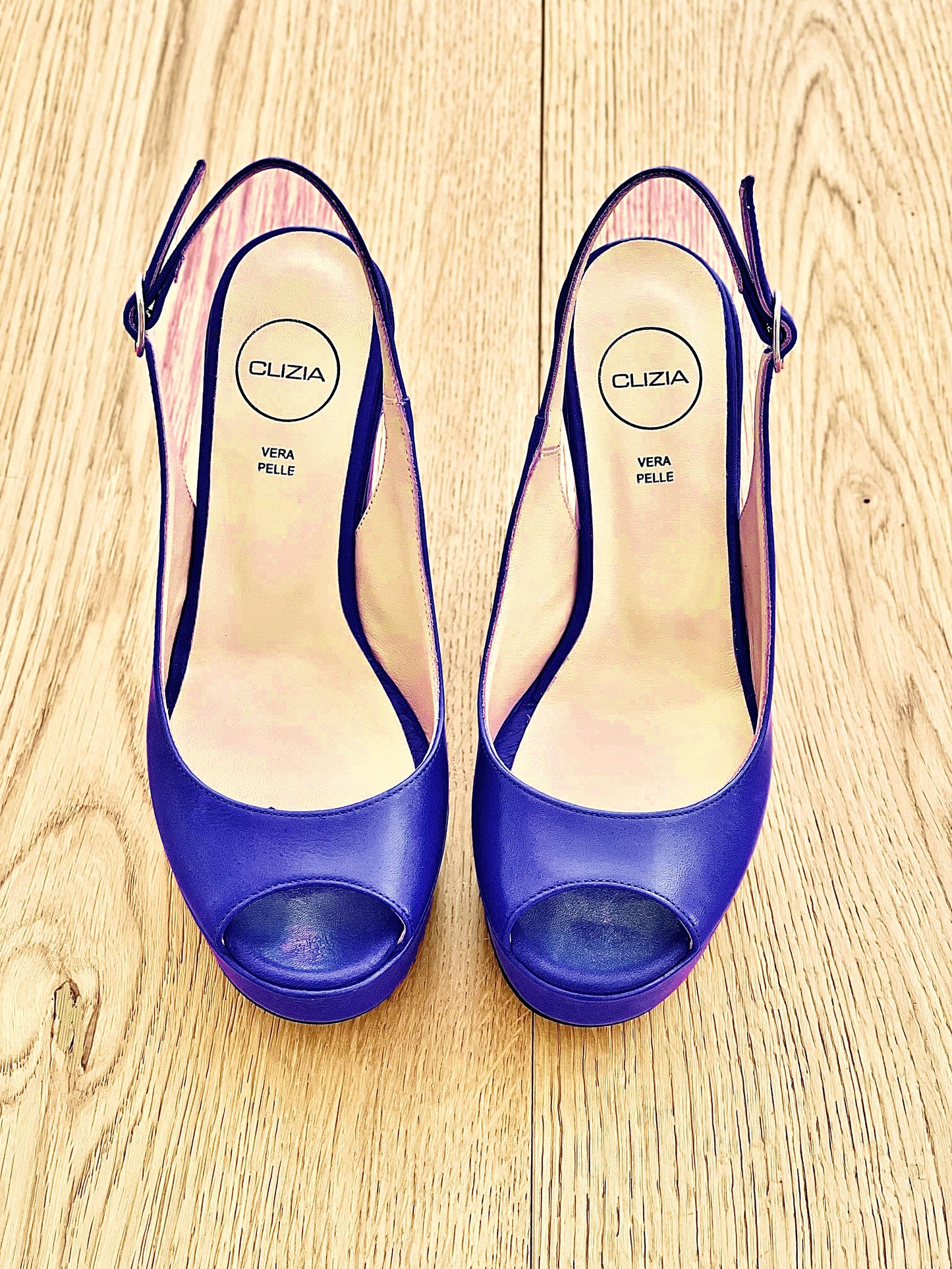 HELLEN PELLE BLUETTE