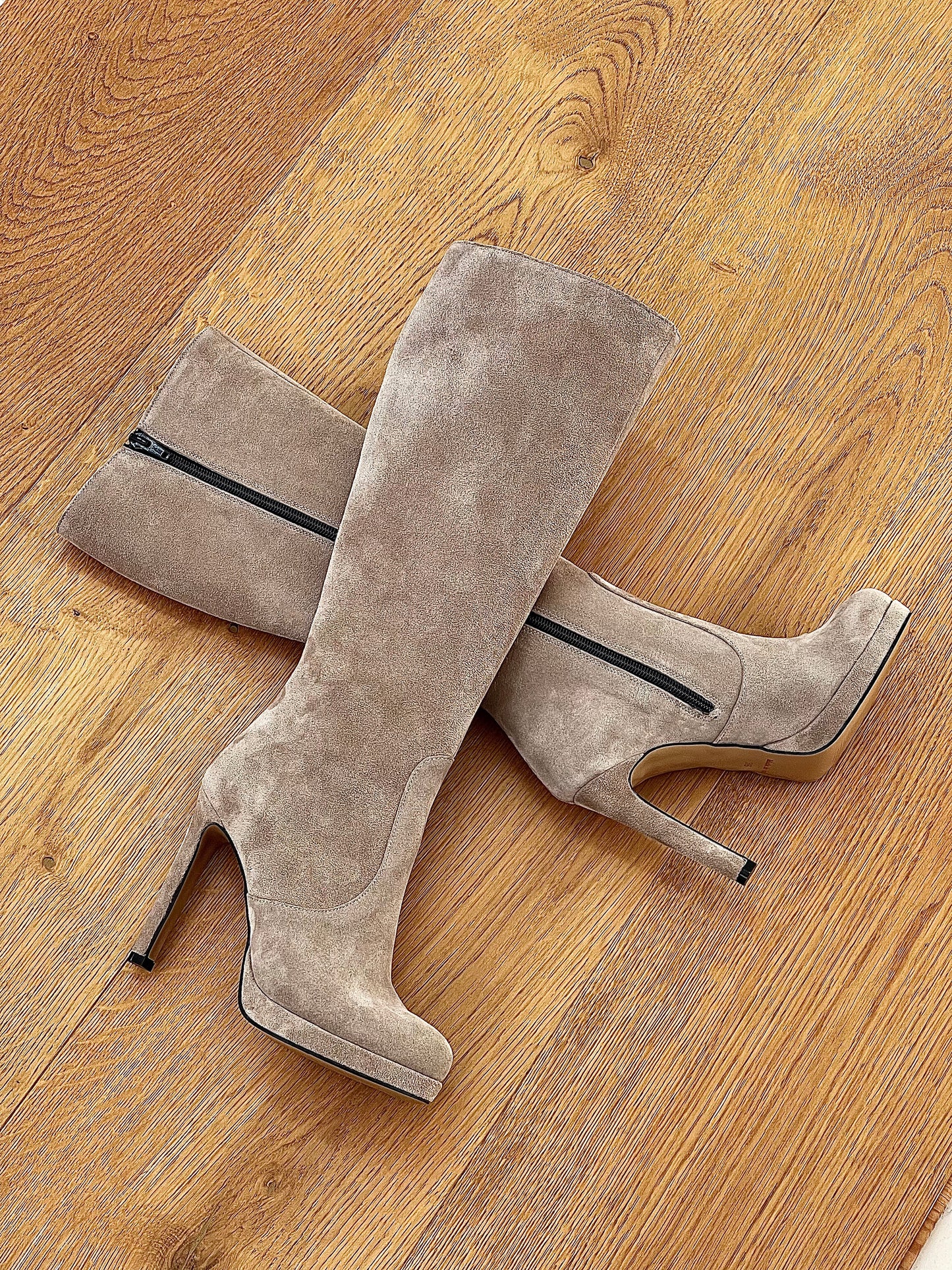 PRAGUE SUEDE TAUPE