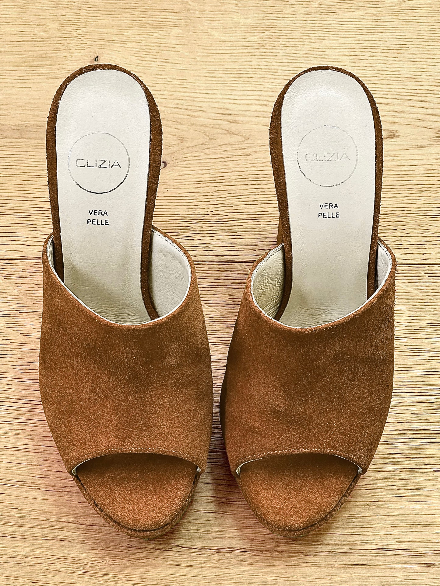 LEWIS COGNAC SUEDE