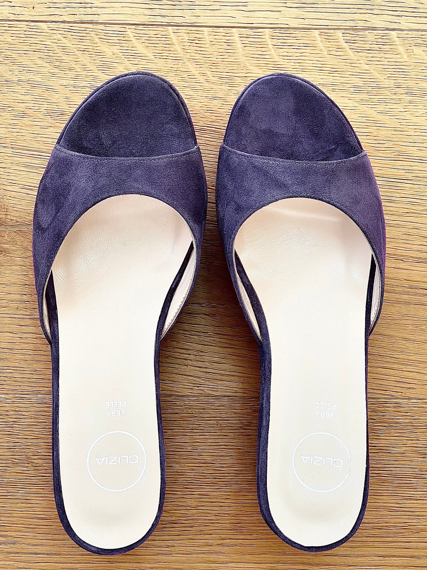 VENUS SUEDE BLUE