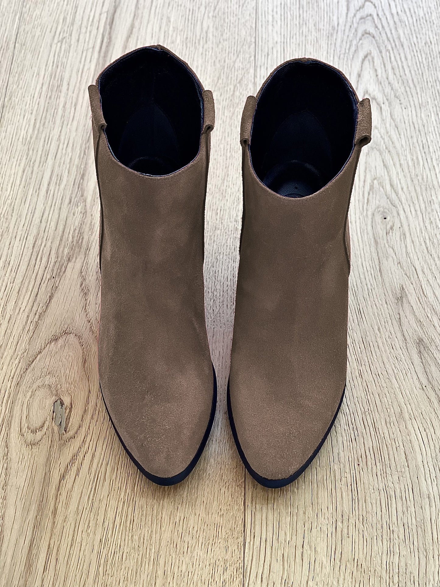 BAHENNÍ SEMIŠ TESSA