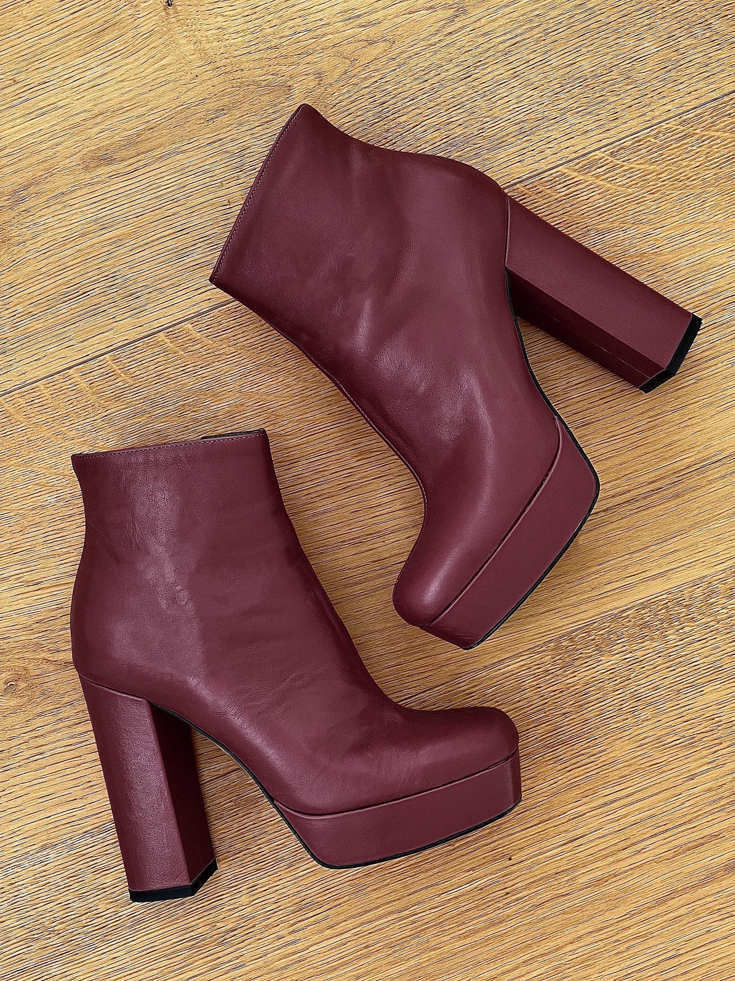 DETROIT BURGUNDY LEATHER