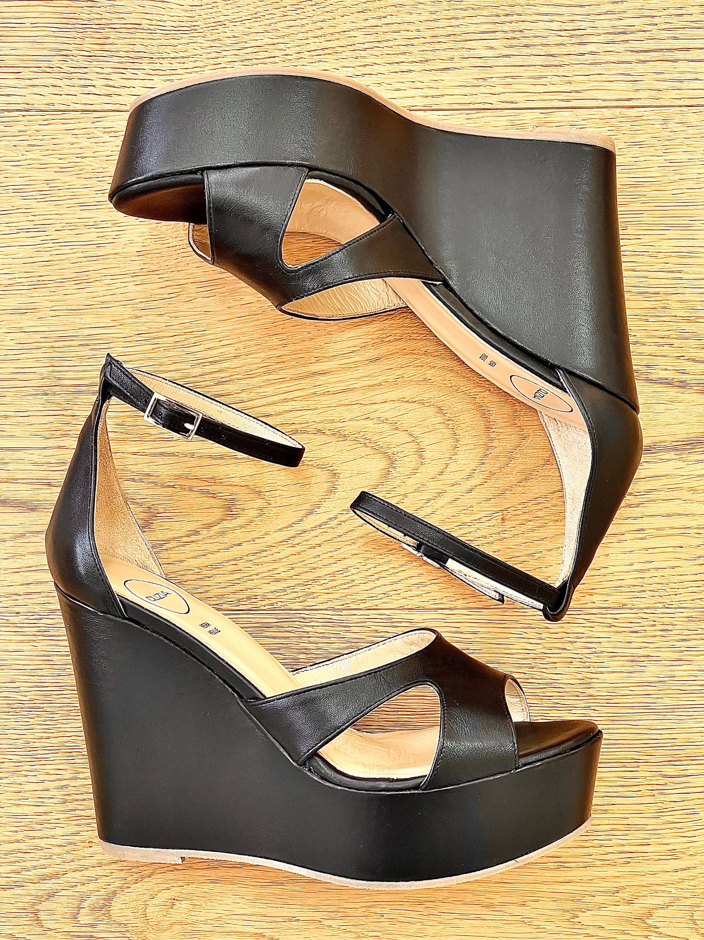 ZANTE LEATHER ČERNÁ