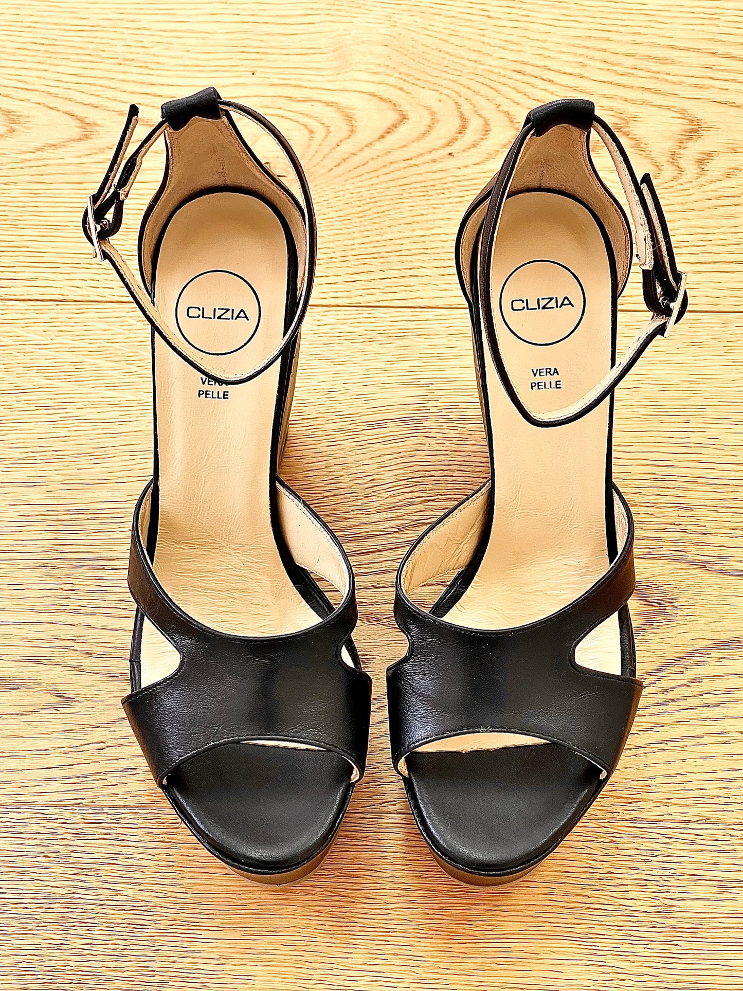 ZANTE LEATHER ČERNÁ