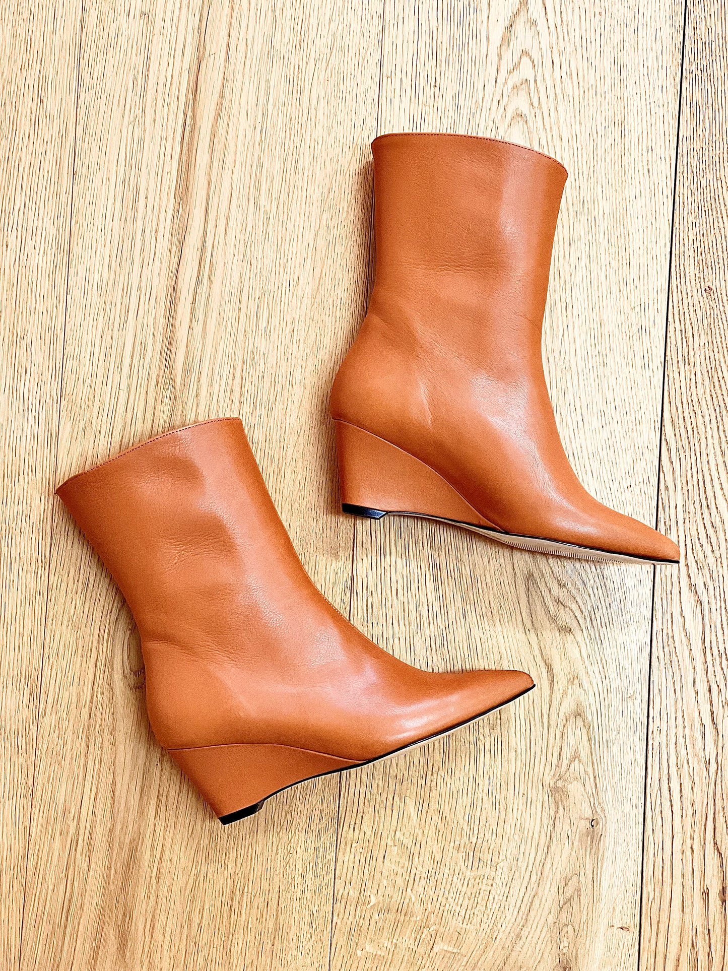 SANTIAGO LEATHER