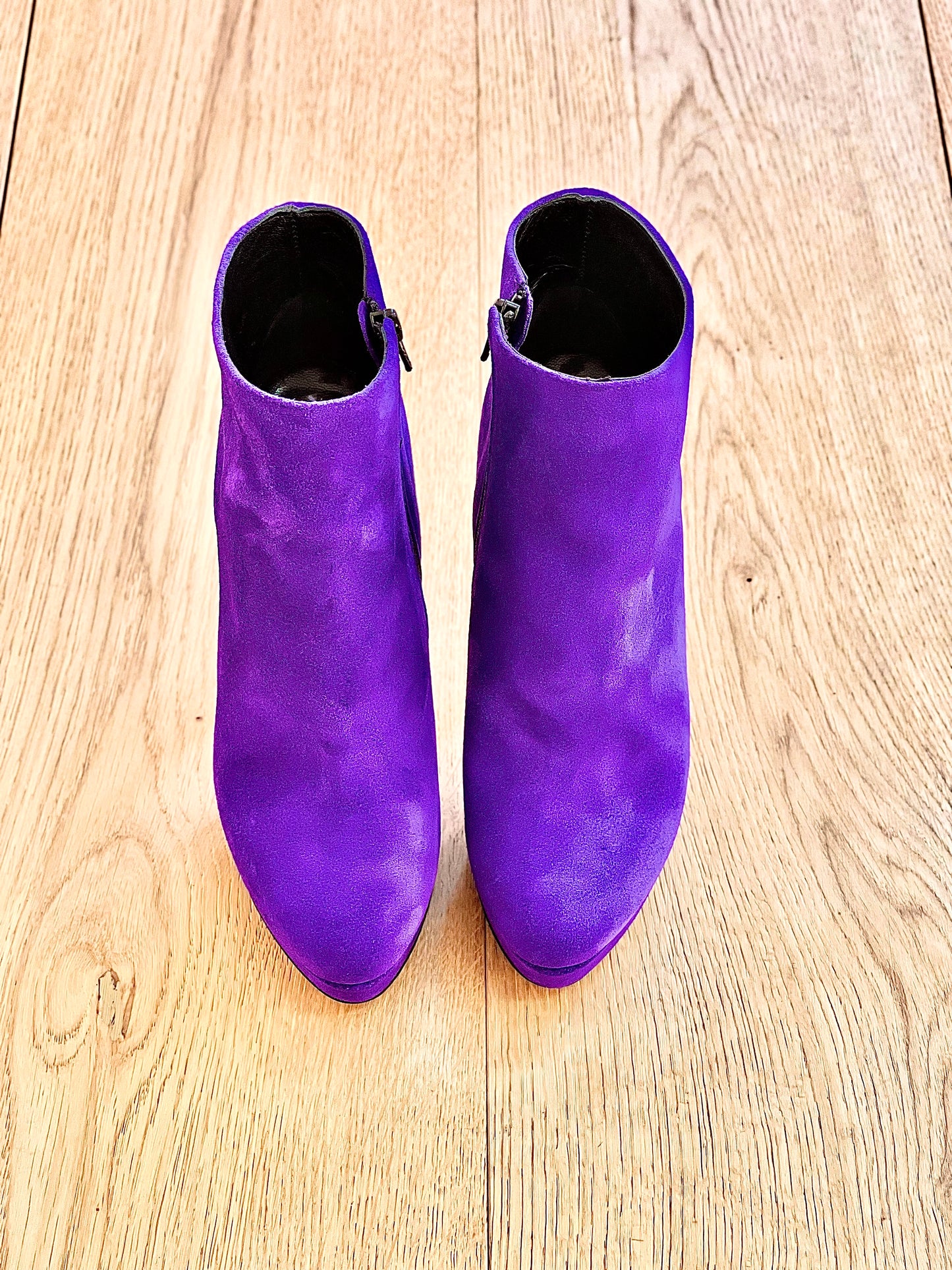 LOREN SUEDE PURPLE