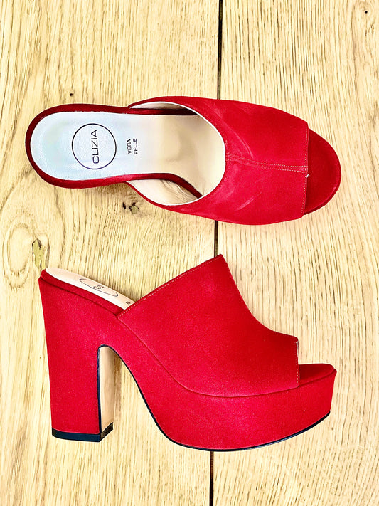 BANGKOK RED SUEDE