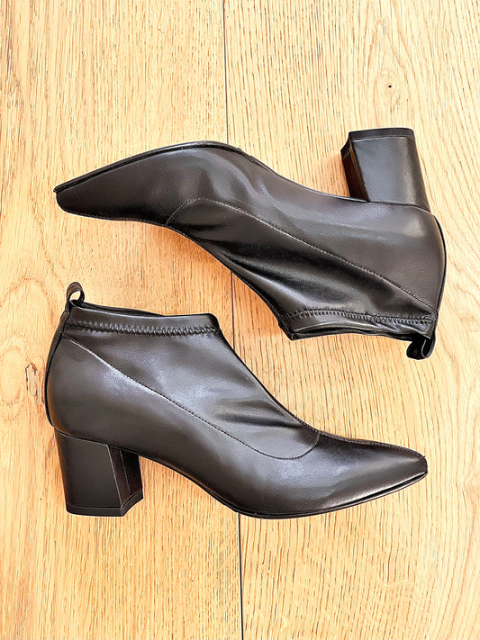 DEVA LEATHER ČERNÁ