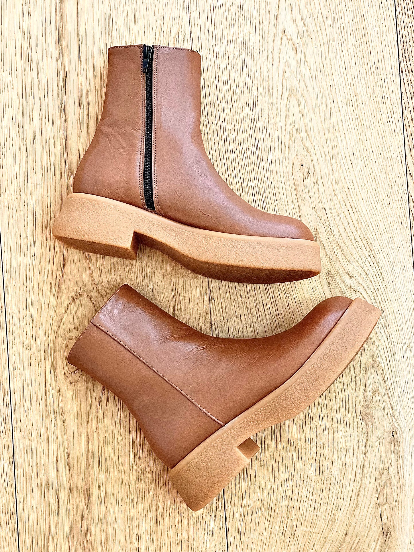 TRAVIS LEATHER COGNAC