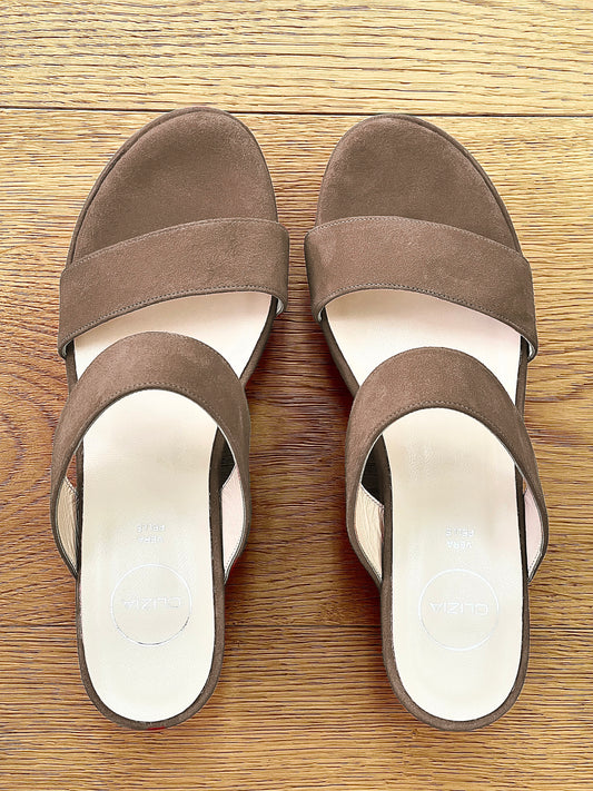 GAL RUSKIND TAUPE