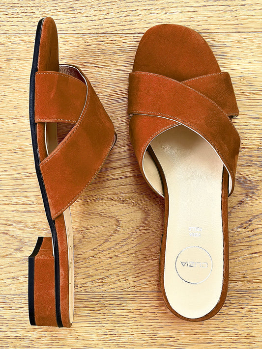 URIEL COGNAC RUSKIND