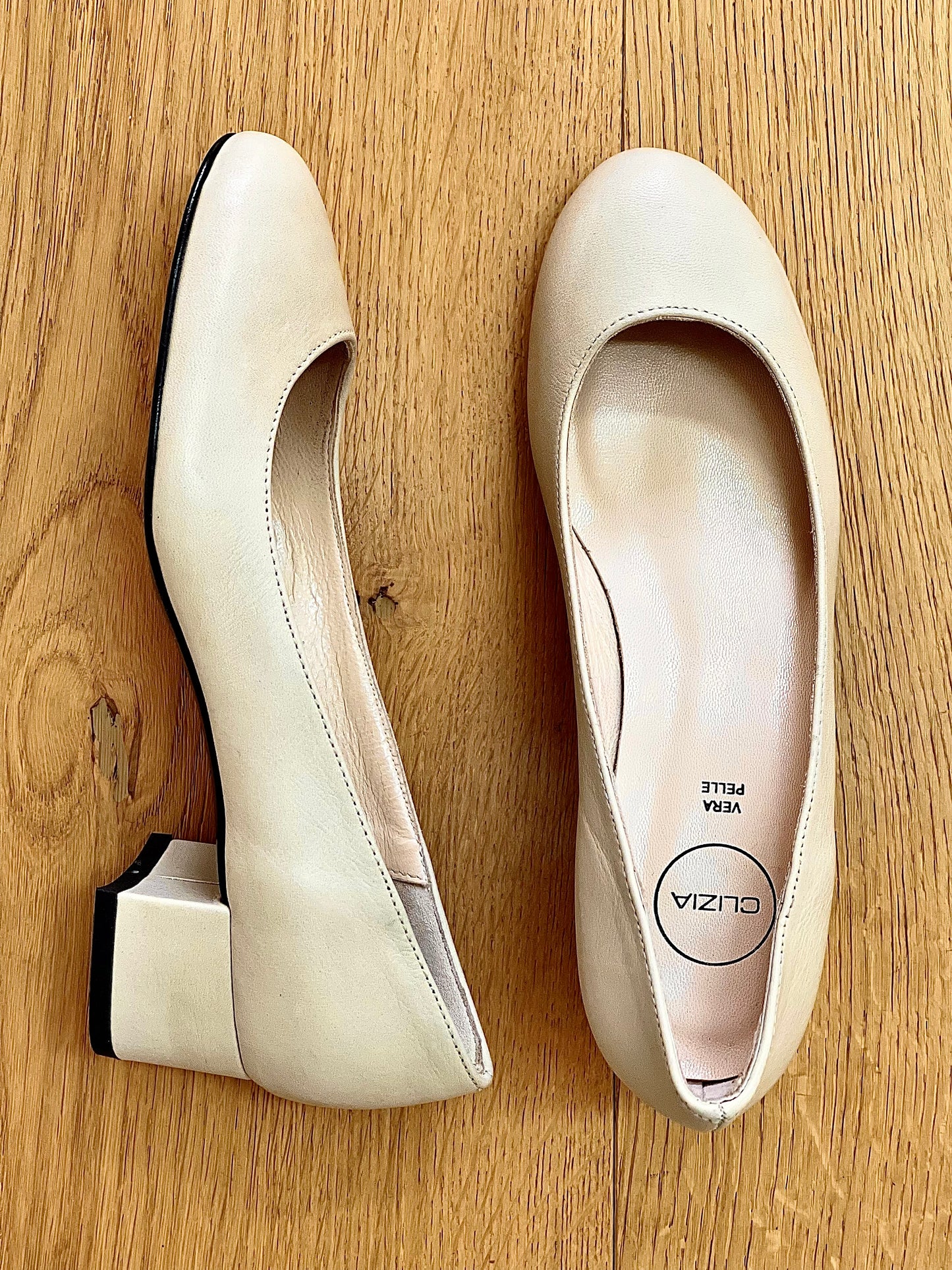 BEIGE LÆDER TAYLOR