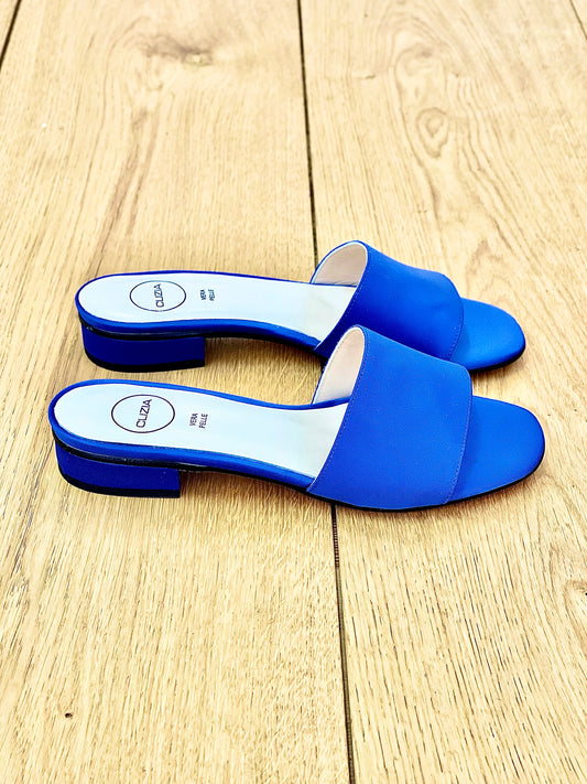 MANHATTAN SATIN BLUE