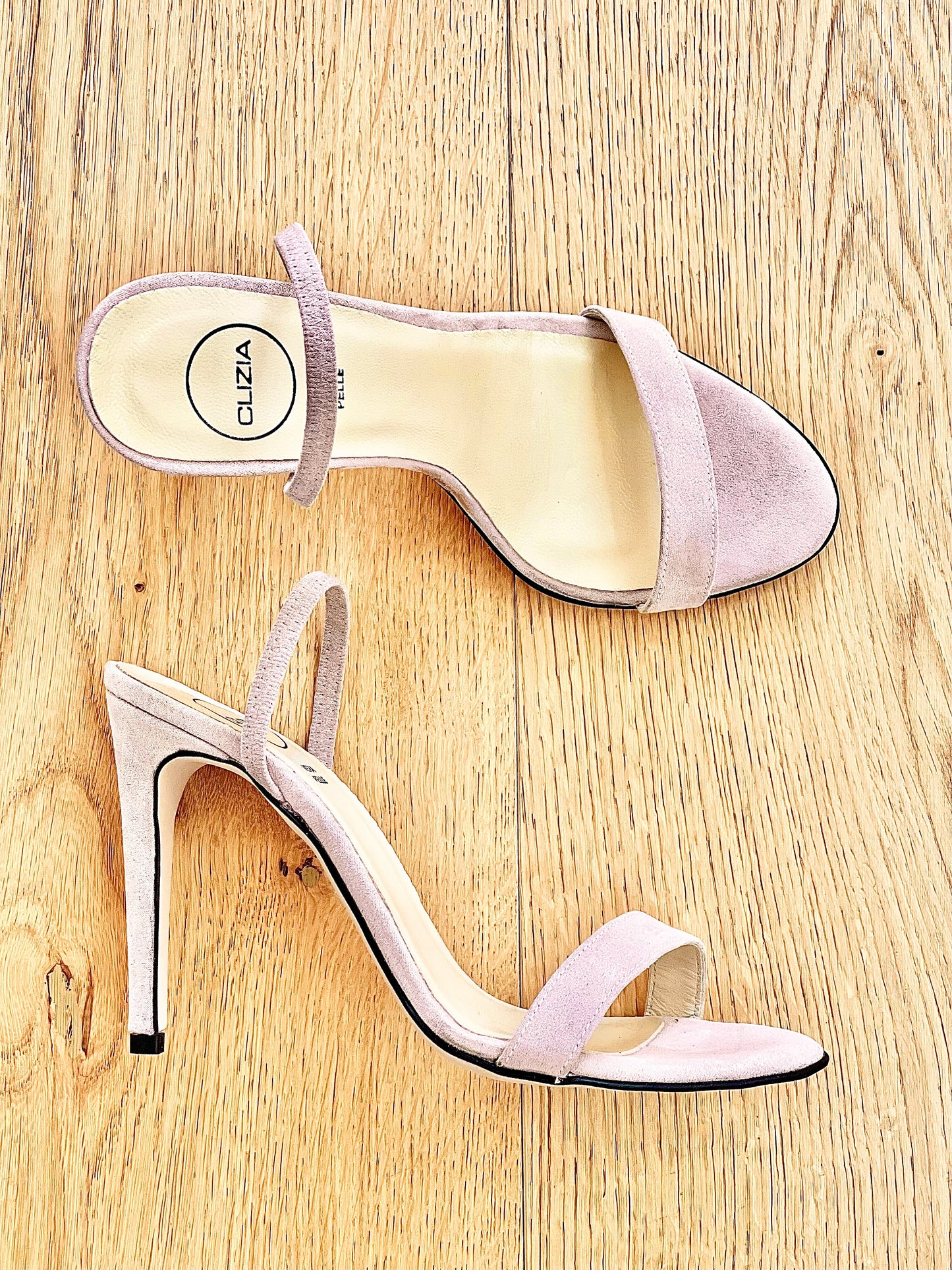 BEIGE RUSKIND SHIVA