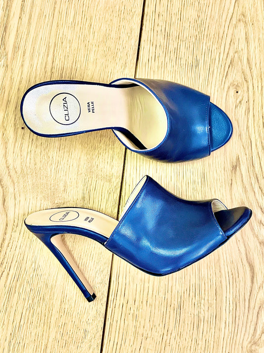CARLITA BLUE