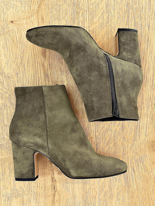KHAKI SUEDE