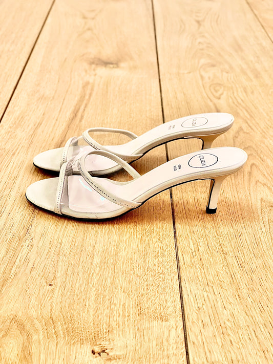 MEGAN BEIGE