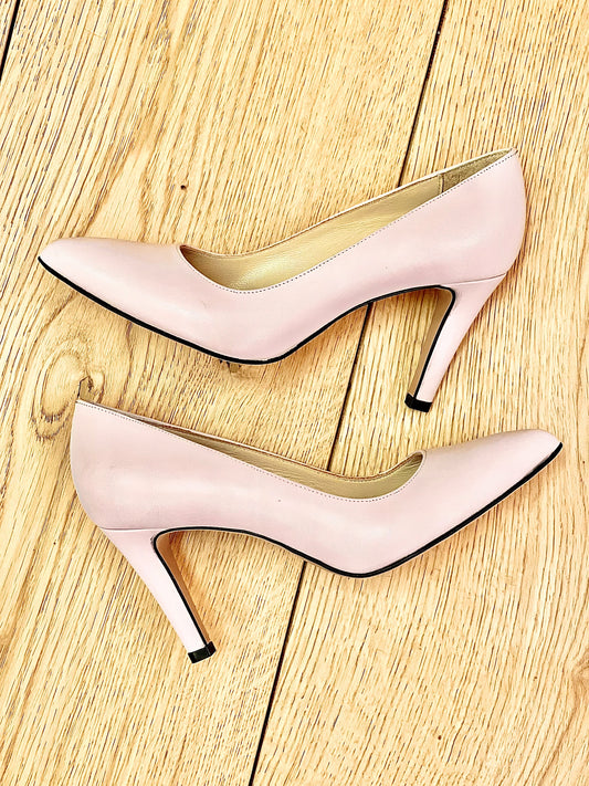 EMY PINK