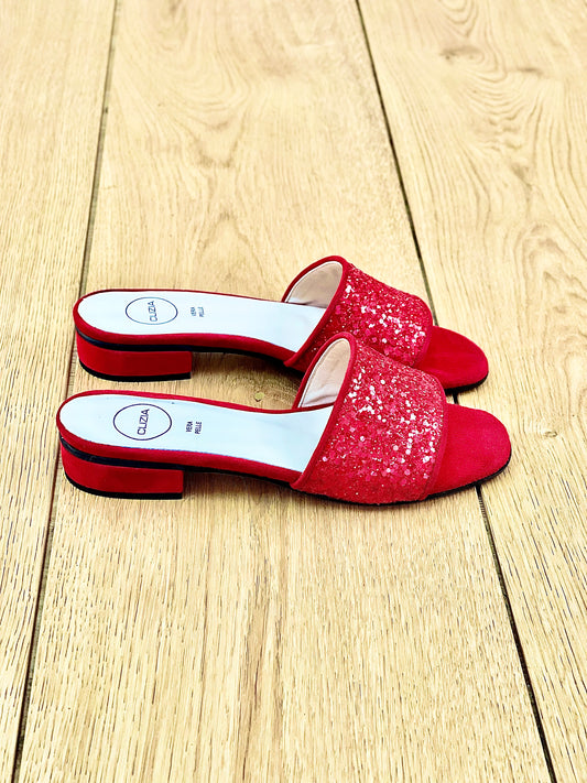SAYLOR RED