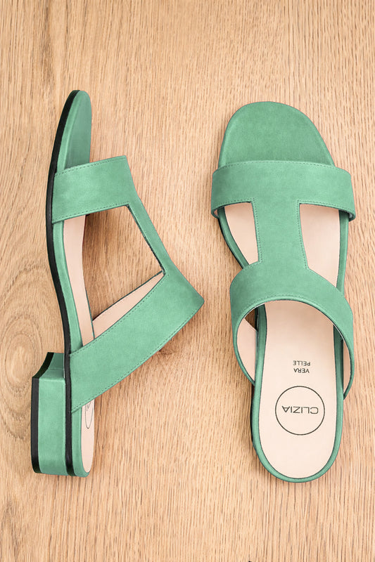 LARA aus Wildleder in Aquamarin