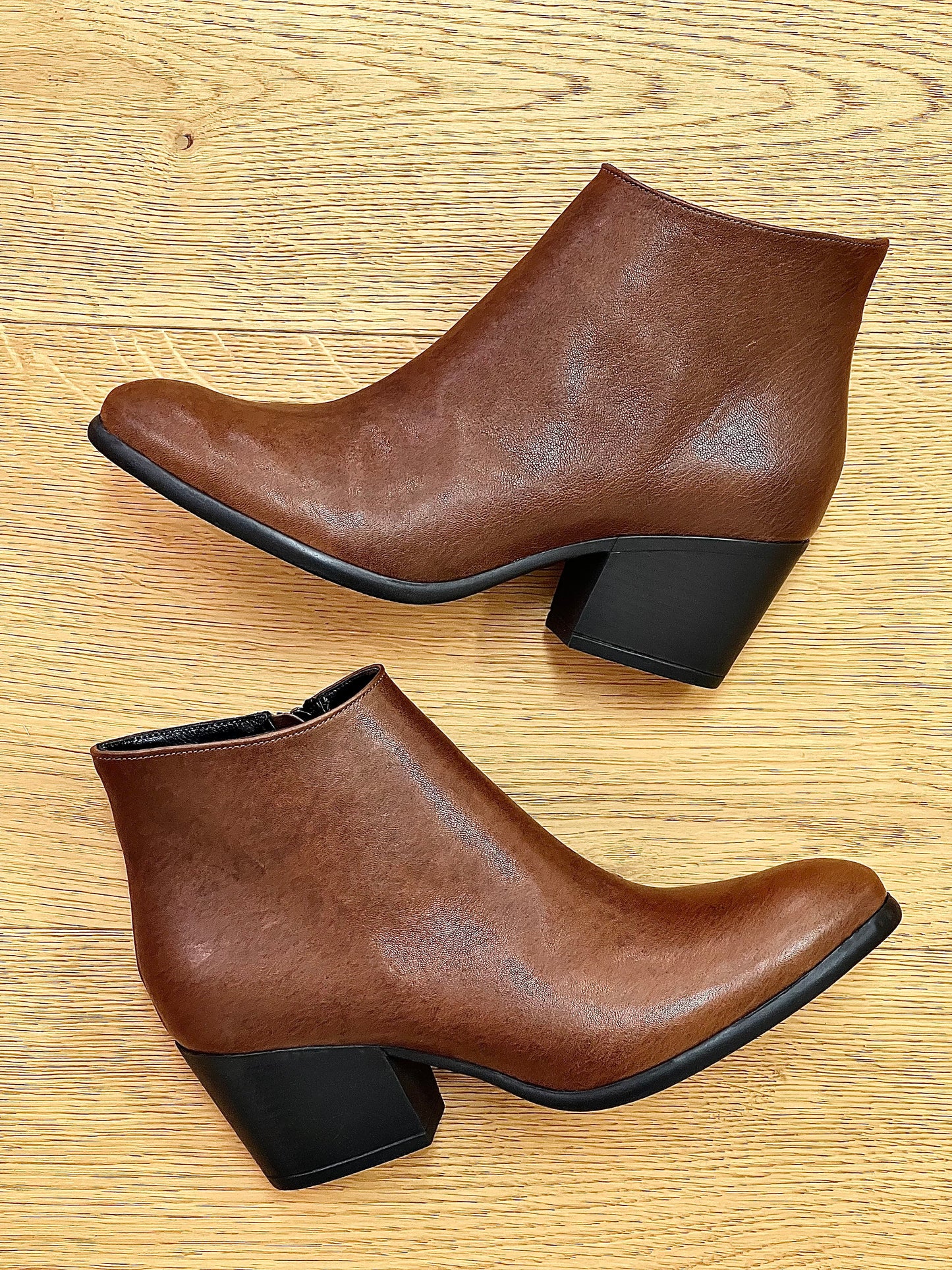 ELISABET COGNAC LEDER