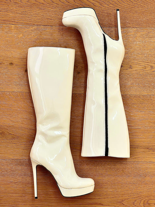 URSULA BEIGE LACKLEDER