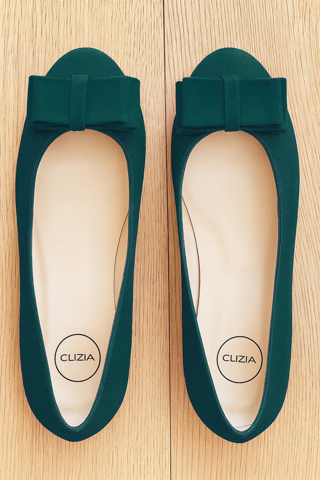 KENDRA SUEDE FLASCHE