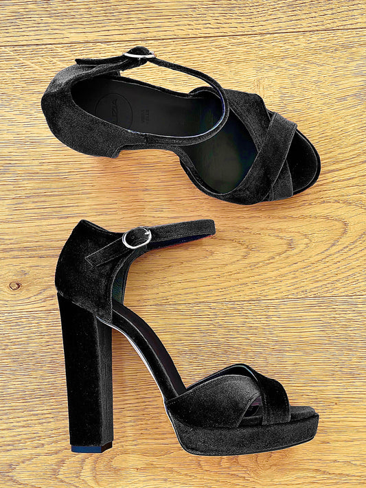 SCHWARZER SAMT-BRAIS