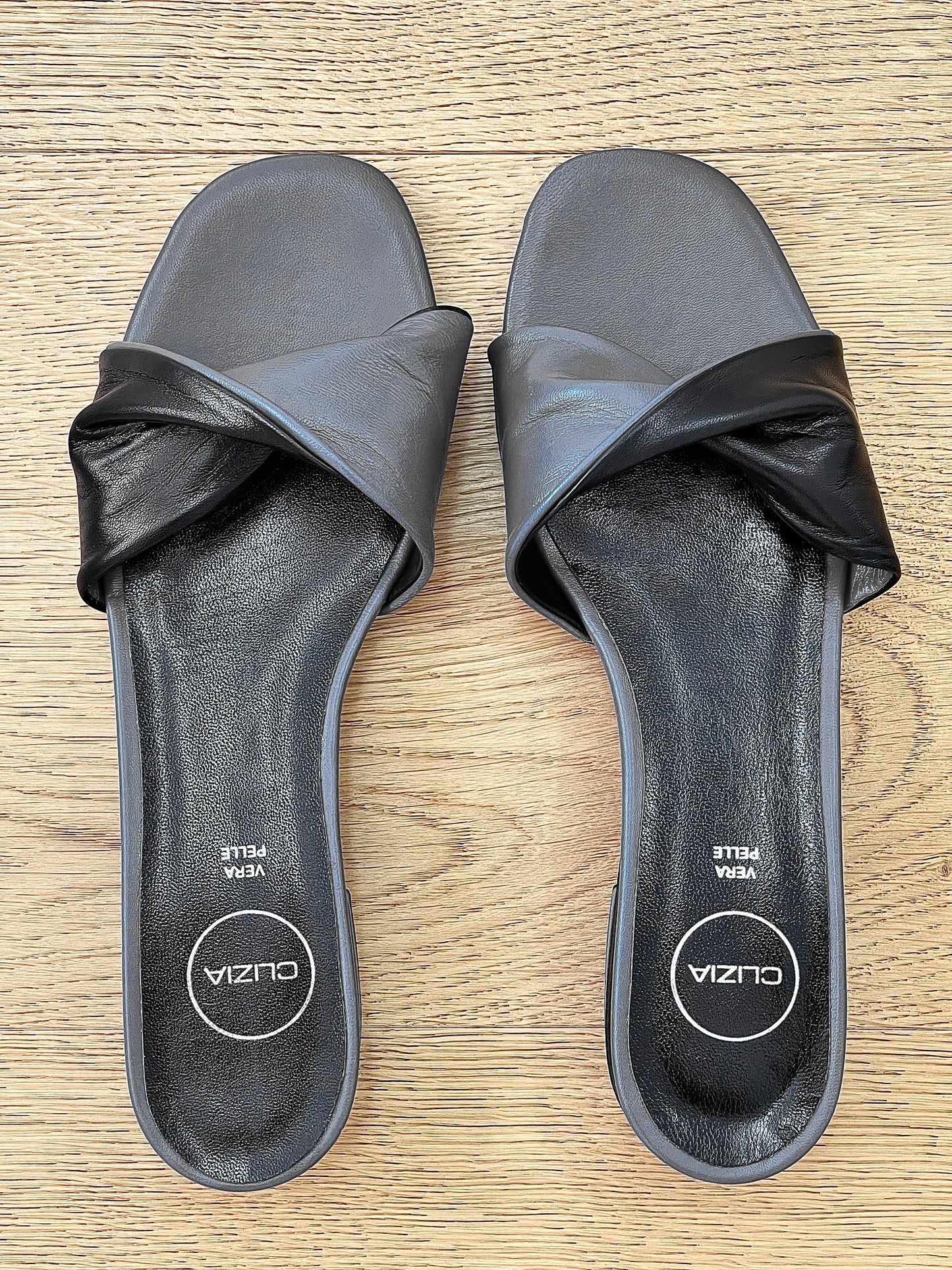 SOFT GREY SCHWARZ