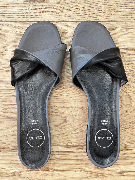 SOFT GREY SCHWARZ