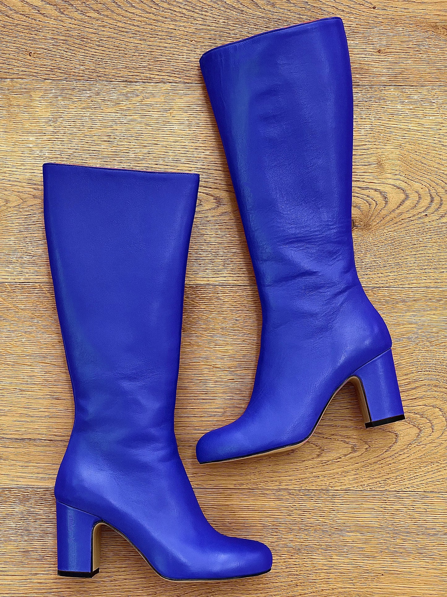 WIENER LEDER BLUETTE